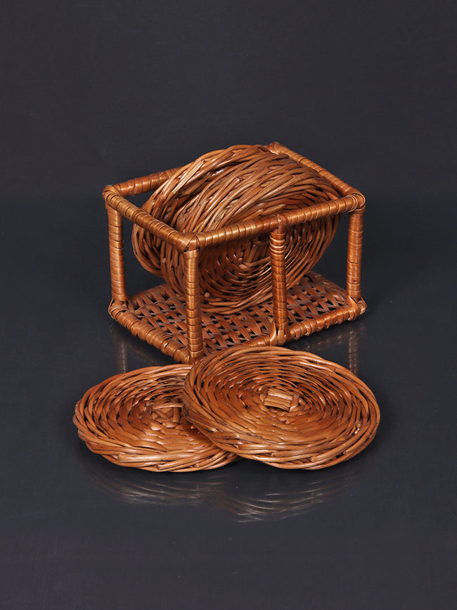 Handcrafted Willow Wicker Coaster Set with Holder – Artisanal Elegance for Your Table