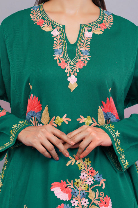 Teal Green Pheran with Classic Aari Embroidery and Elegant Sleeve Detailing